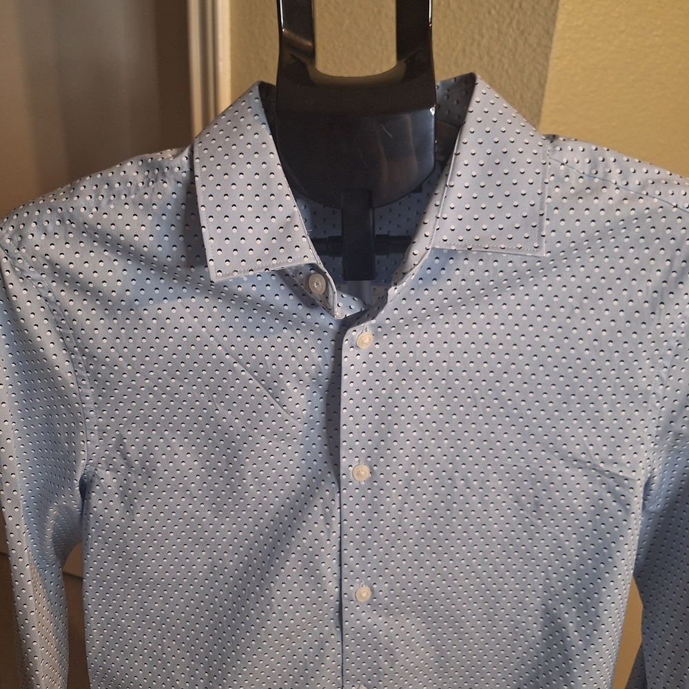 Perry Ellis Light Blue Polka Dot Men's Shirt. Size S - Picture 3 of 7